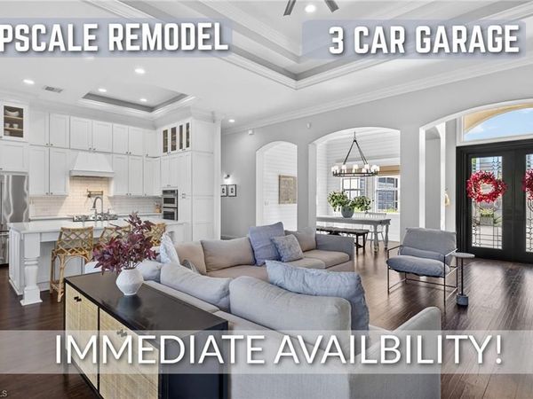 24920 Divot DR, BONITA SPRINGS, FL 34135