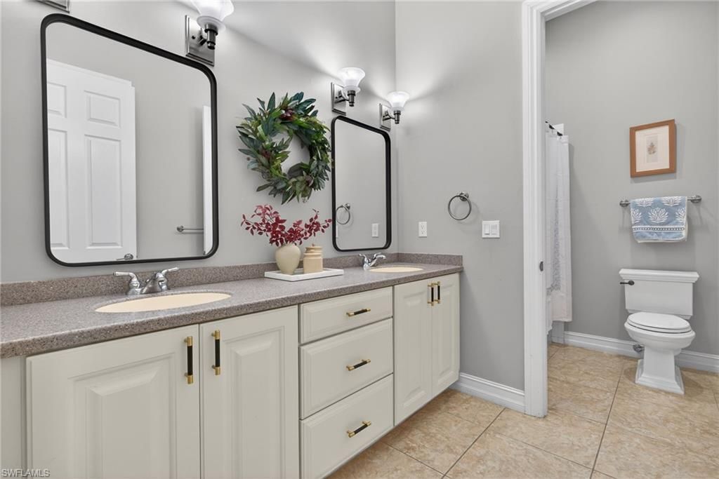 24920 Divot Dr, Bonita Springs, FL 34135 Photo