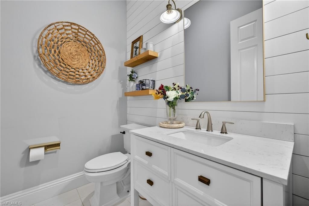 24920 Divot Dr, Bonita Springs, FL 34135 Photo