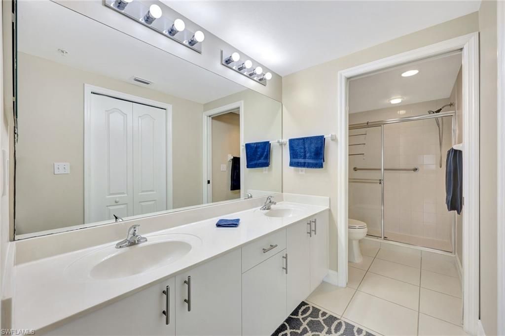 7842 Regal Heron Cir, Unit 204, Naples, FL 34104 Photo
