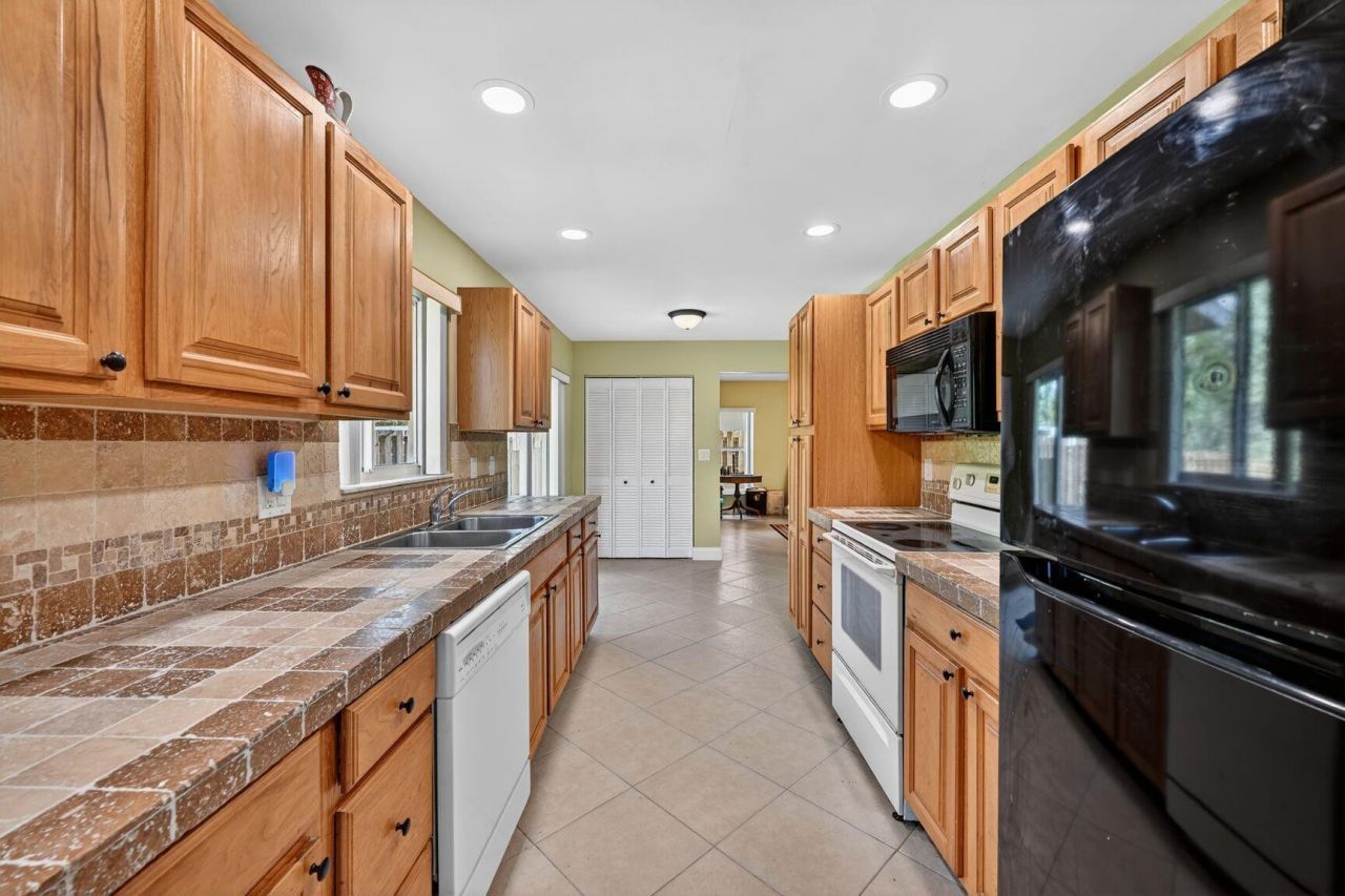 12541 SW 10th Court, Davie, FL 33325 Photo