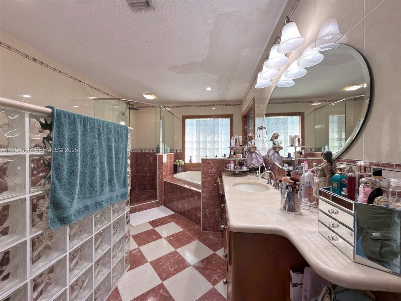 2711 SW 117th Ct, Miami, FL 33175 Photo