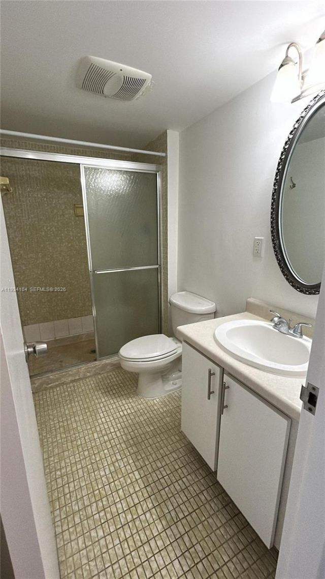 3375 N Country Club Dr, Unit 102, Aventura, FL 33180 Photo