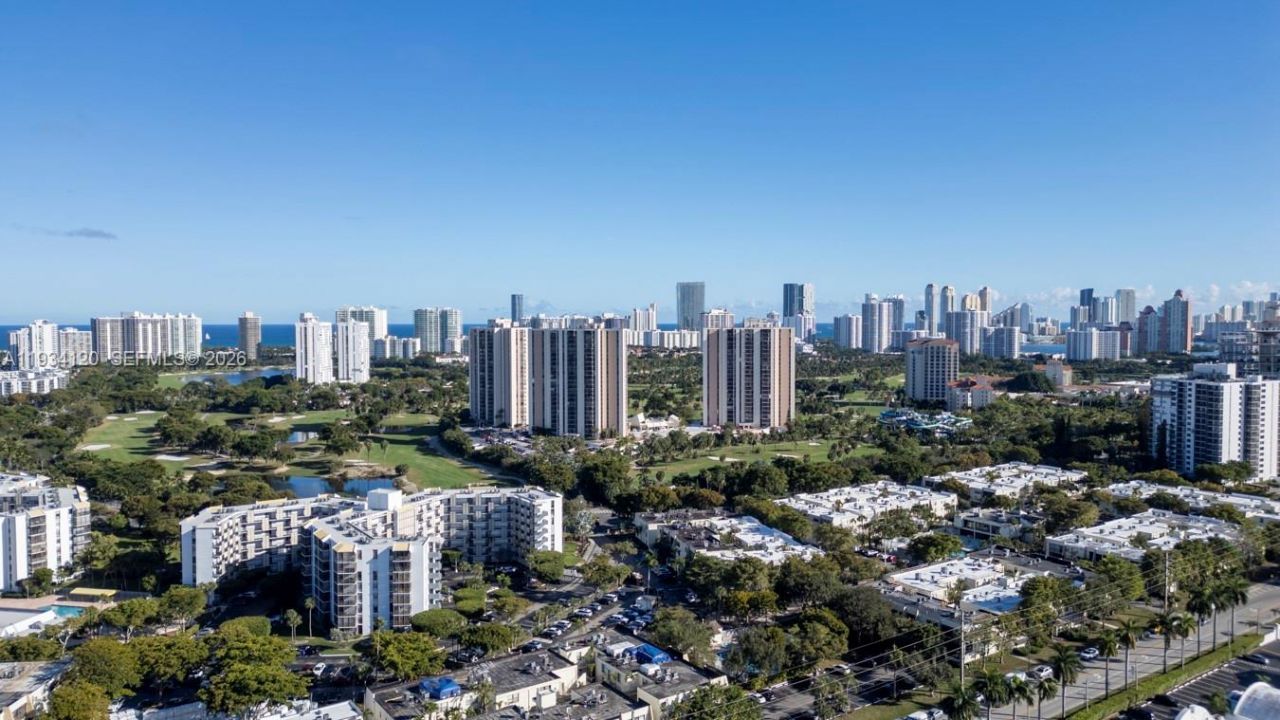 2960 NE 207 St, Unit 810, Aventura, FL 33180 Photo