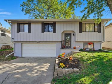 3804 S 56th Street, Lincoln, NE 68506
