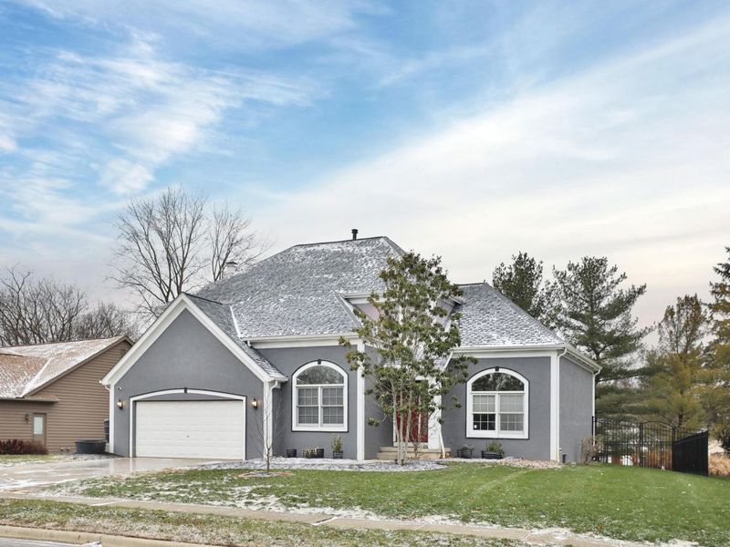 249 Farm Creek Drive, Columbus, OH 43230 Photo 1