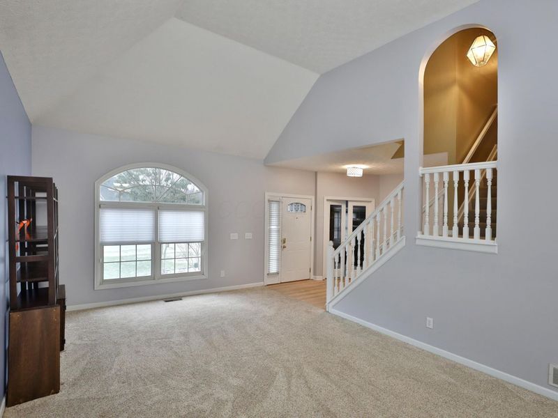 249 Farm Creek Drive, Columbus, OH 43230 Photo 10