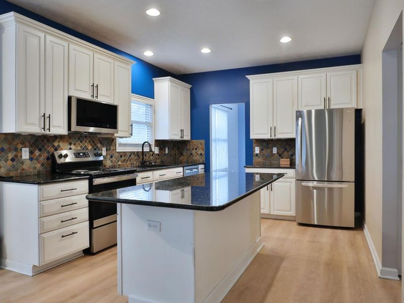 249 Farm Creek Drive, Columbus, OH 43230 Photo 18