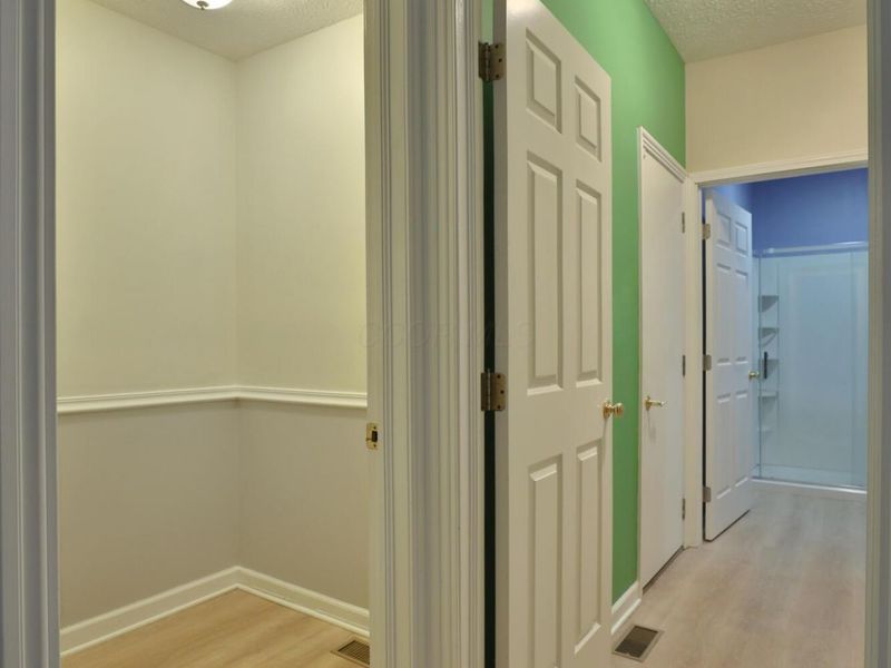 249 Farm Creek Drive, Columbus, OH 43230 Photo 27