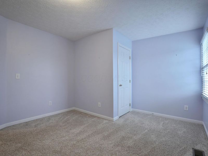 249 Farm Creek Drive, Columbus, OH 43230 Photo 32