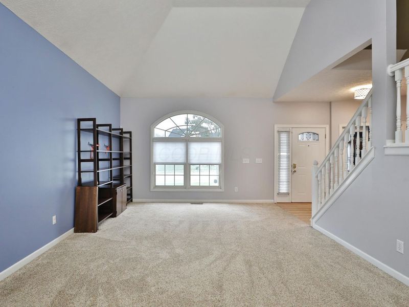 249 Farm Creek Drive, Columbus, OH 43230 Photo 9