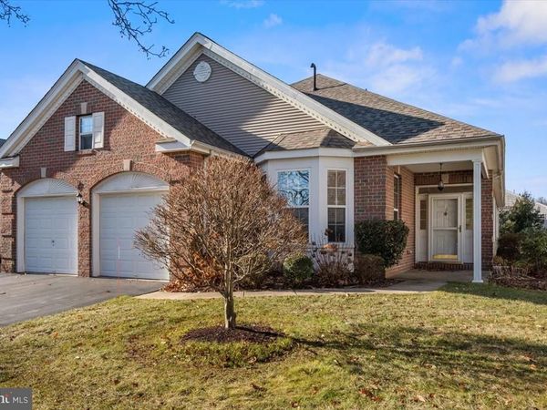 16 POWDERHORN WAY, ALLENTOWN, NJ 08501