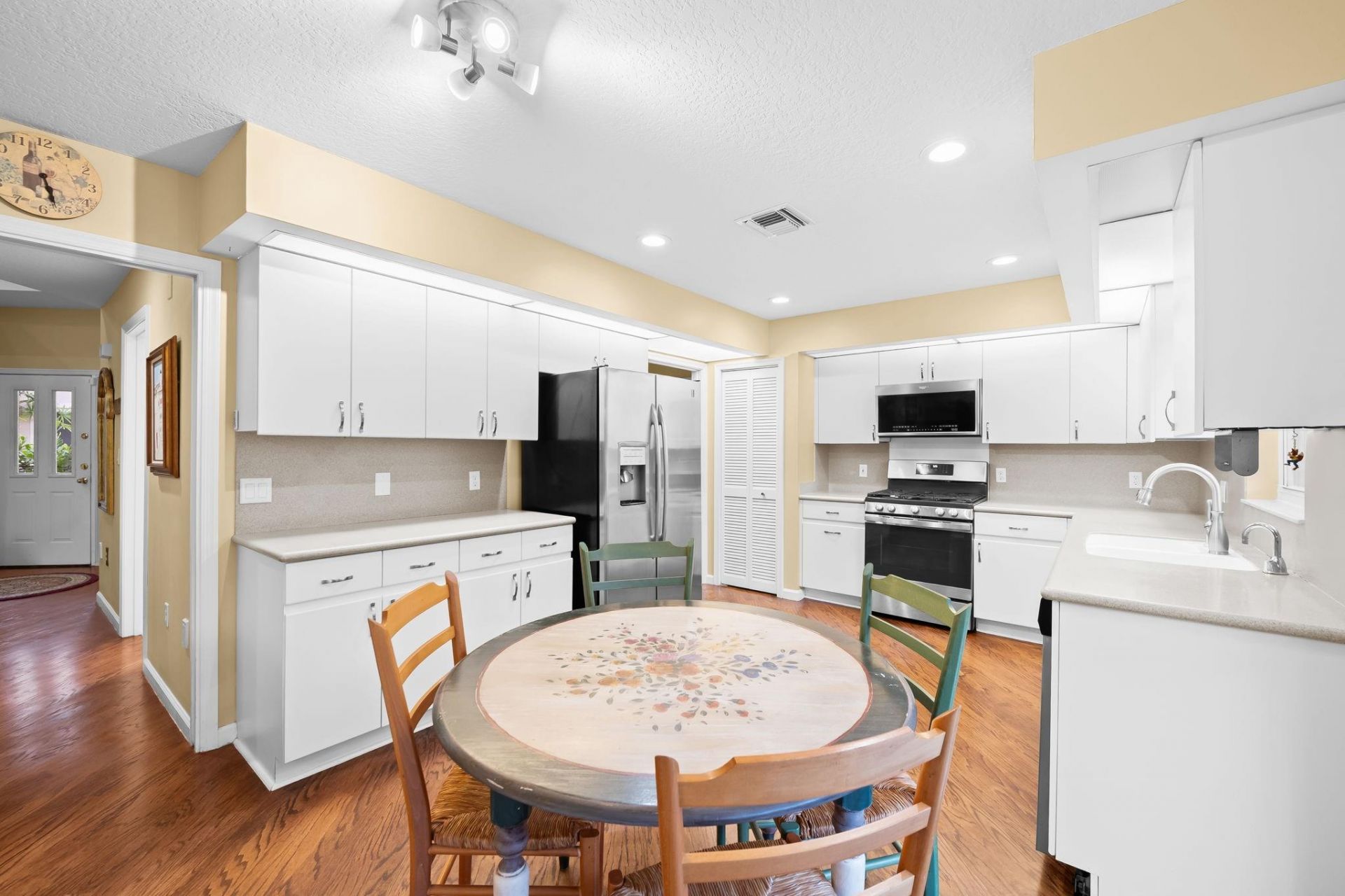 608 Misty Oaks Ln, Pompano Beach, FL 33069 Photo