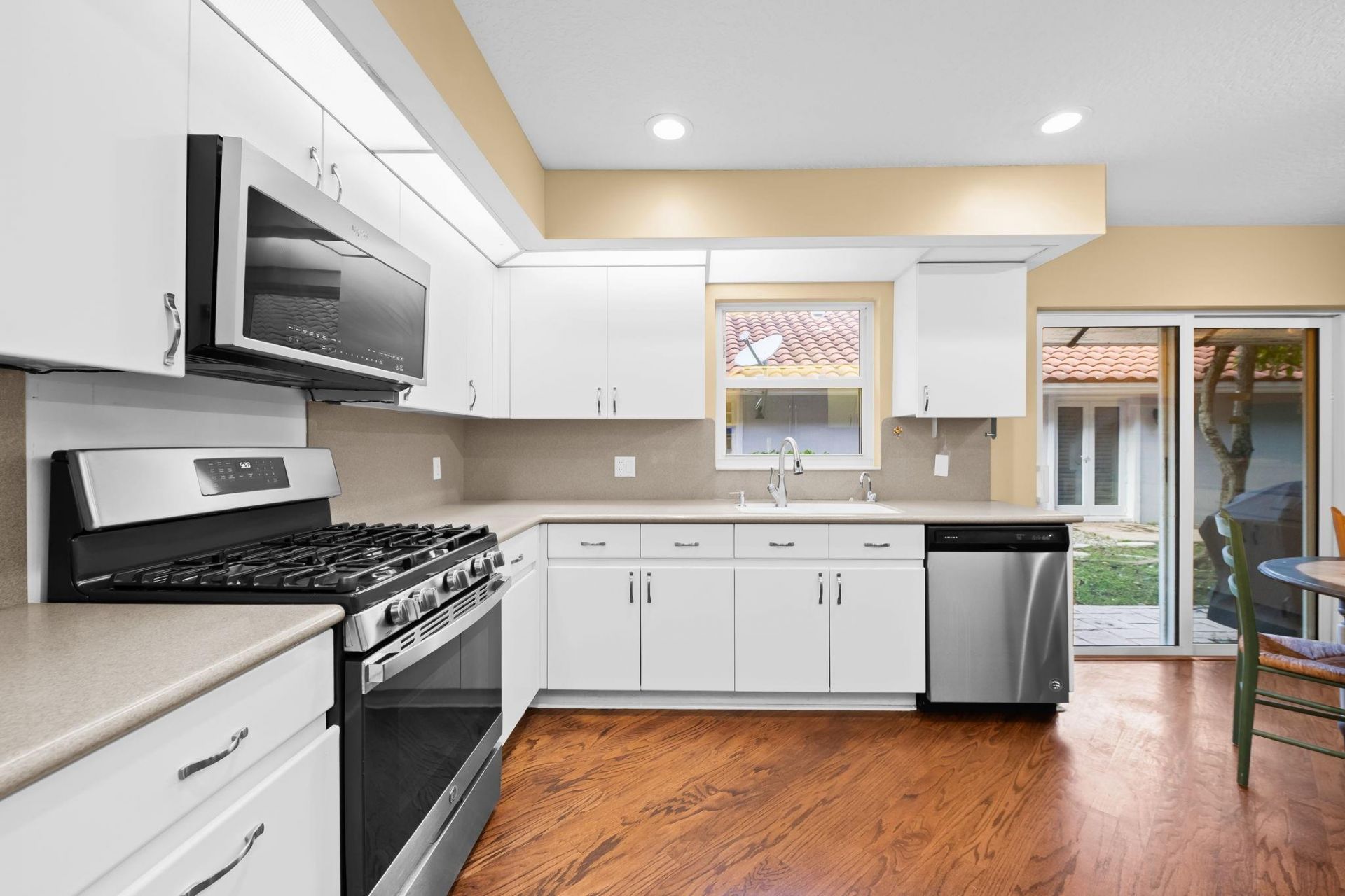 608 Misty Oaks Ln, Pompano Beach, FL 33069 Photo