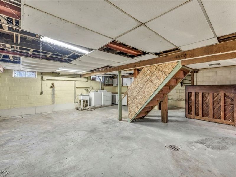 5948 S Ridge Road W, Geneva, OH 44041 Photo 38