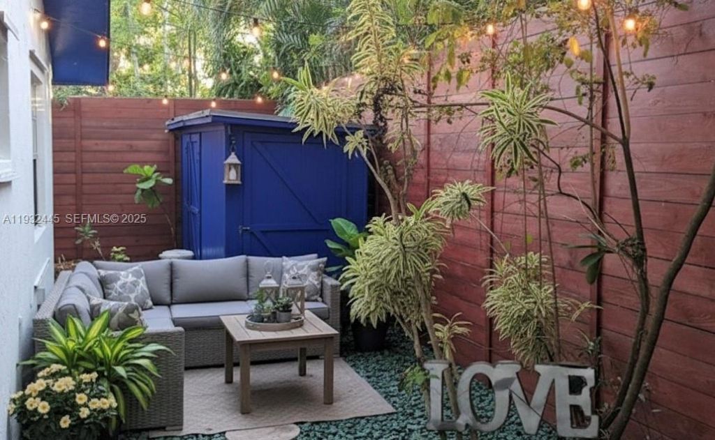 2928 Louise St, Miami, FL 33133 Photo