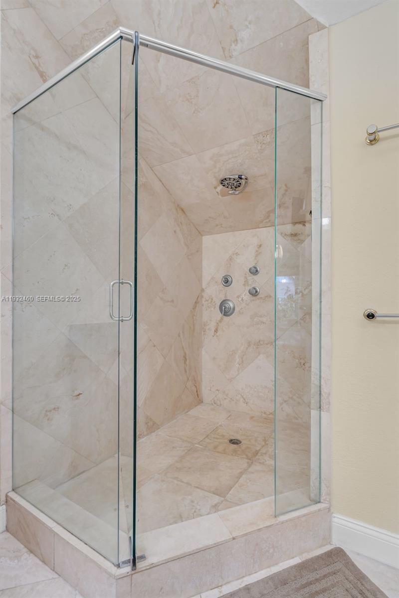 7840 NW 86th Ter, Tamarac, FL 33321 Photo