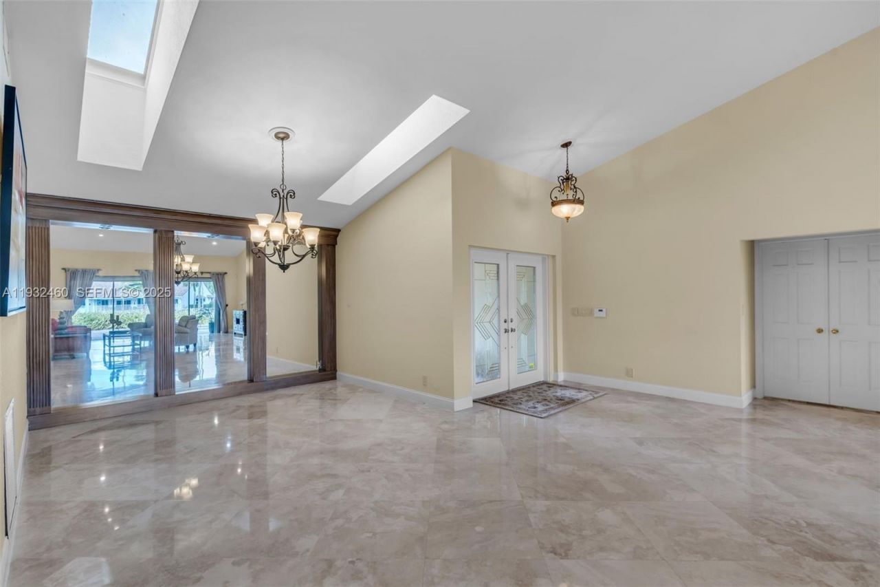 7840 NW 86th Ter, Tamarac, FL 33321 Photo