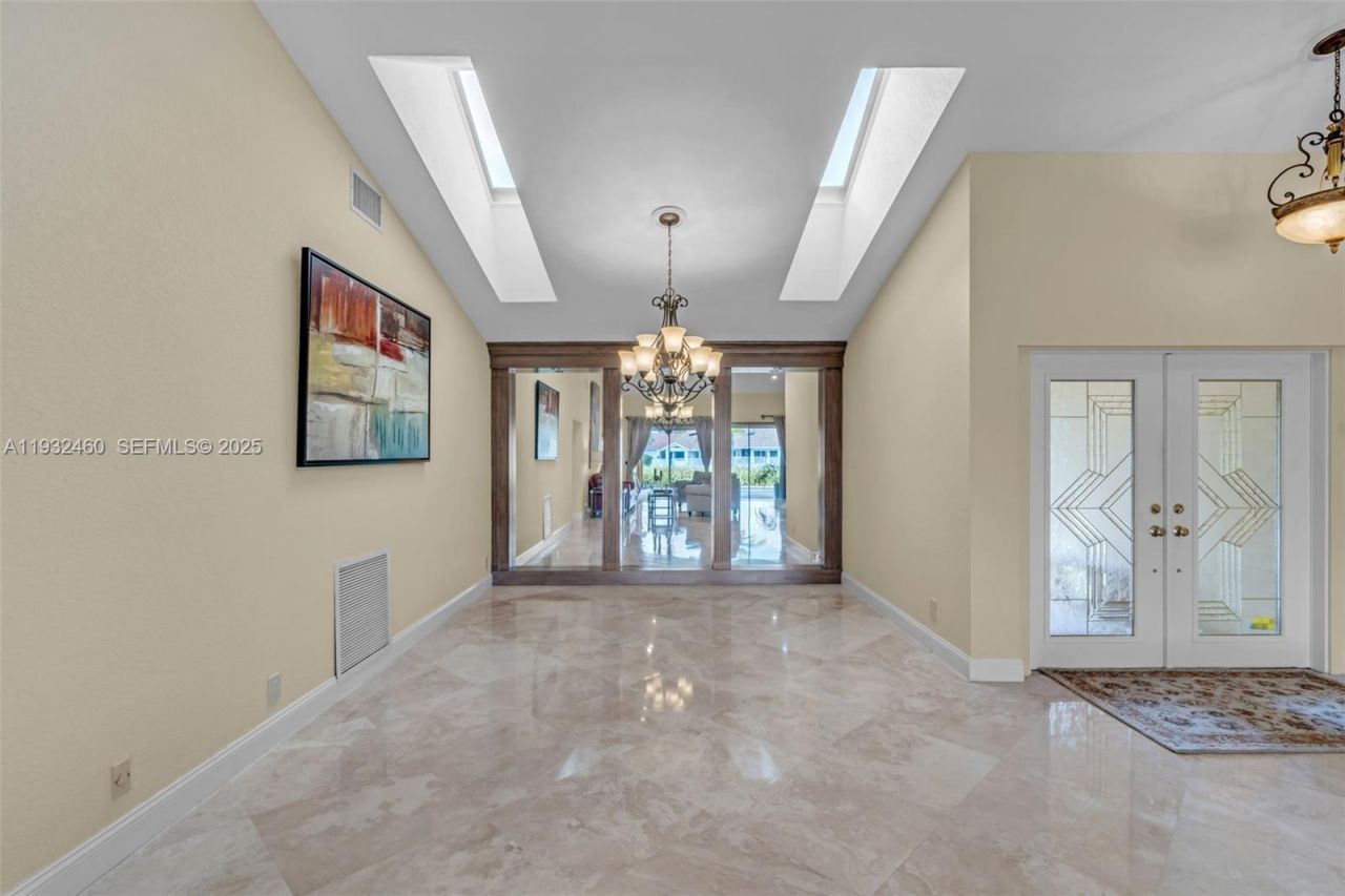 7840 NW 86th Ter, Tamarac, FL 33321 Photo