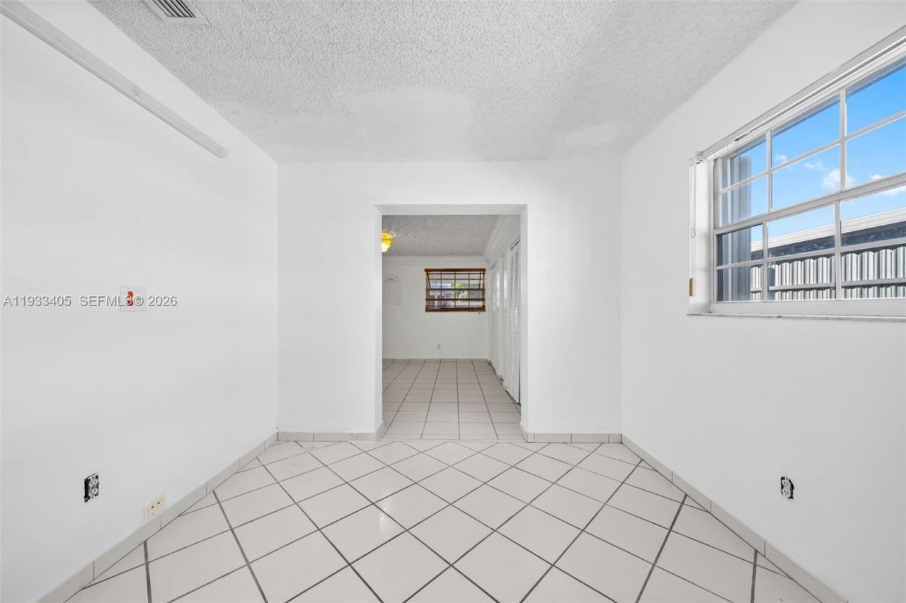 11620 SW 179th Ter, Miami, FL 33157 Photo