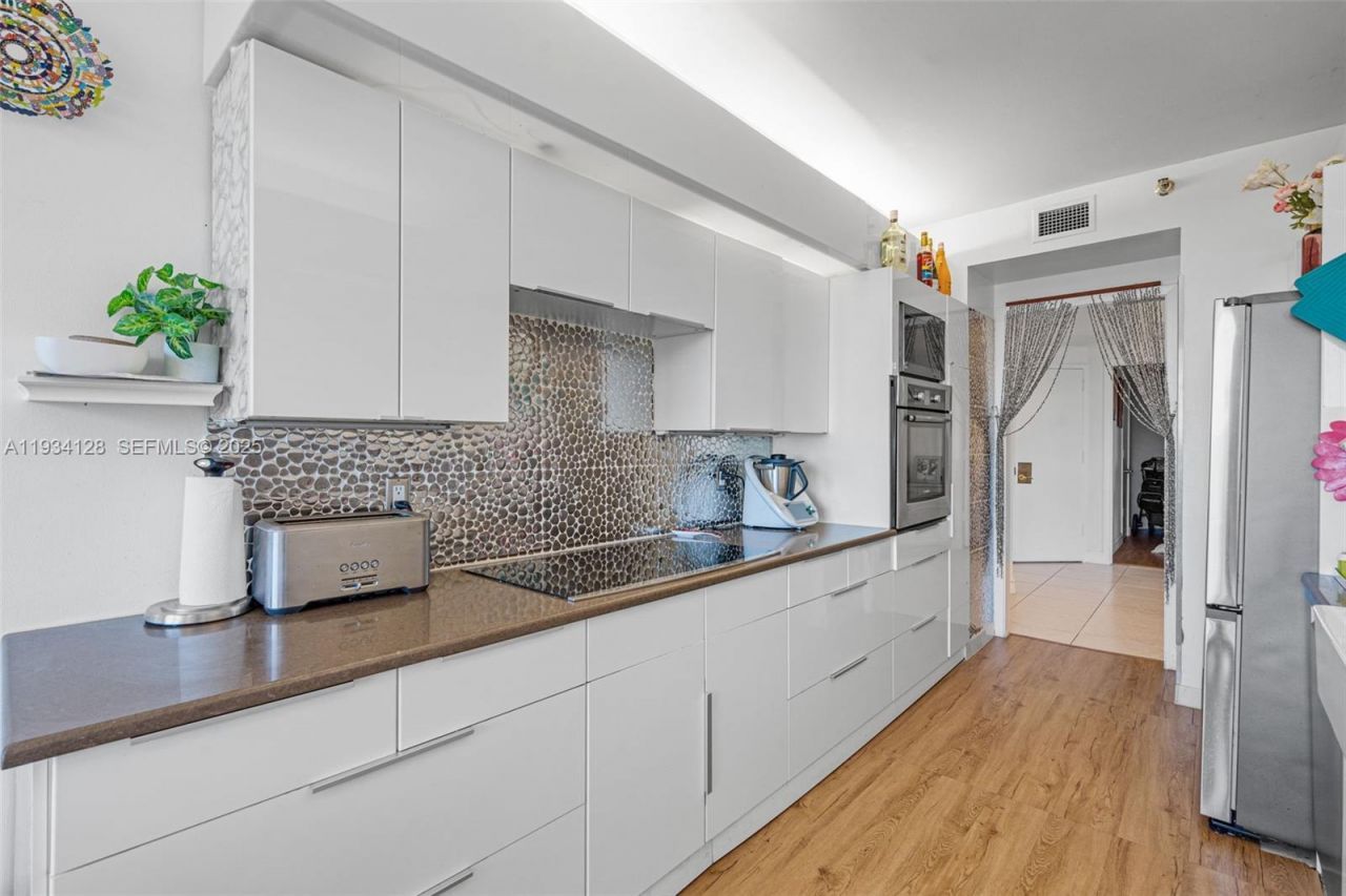 3801 NE 207th St, Unit 603B, Aventura, FL 33180 Photo