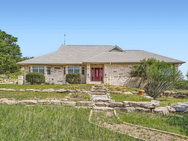 128 Oak Crest DR, Bertram, TX 78605