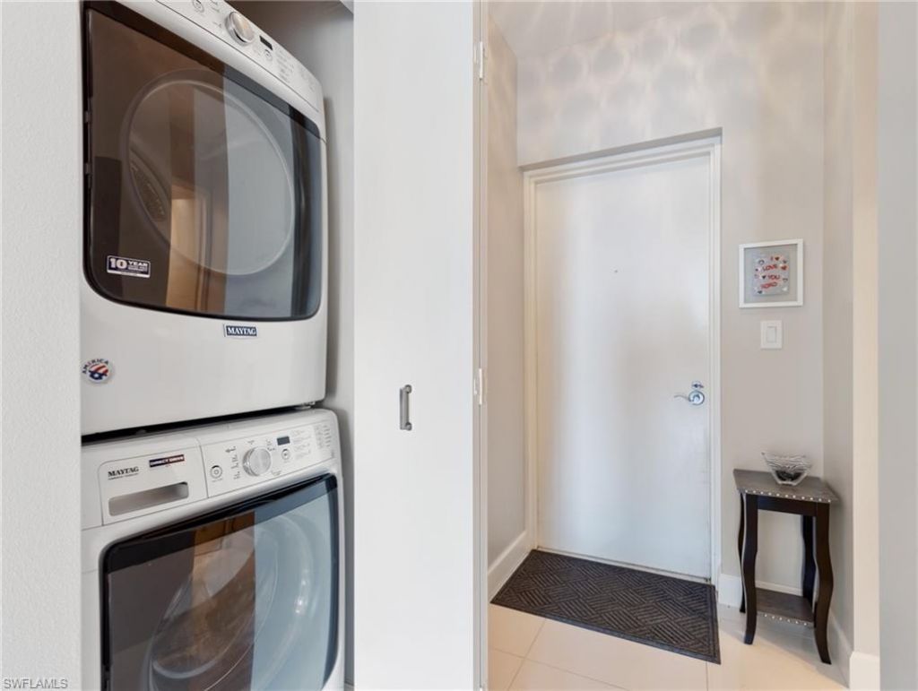 3000 Oasis Grand Blvd, Unit 1206, Fort Myers, FL 33916 Photo