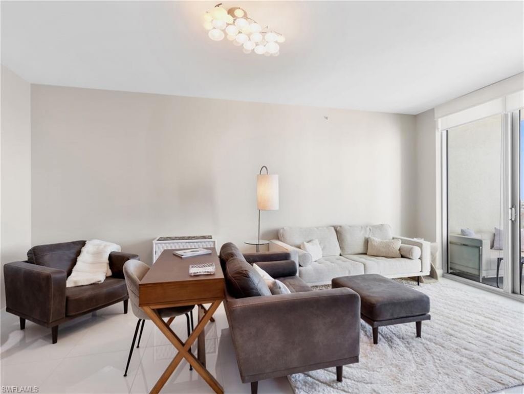 3000 Oasis Grand Blvd, Unit 1206, Fort Myers, FL 33916 Photo