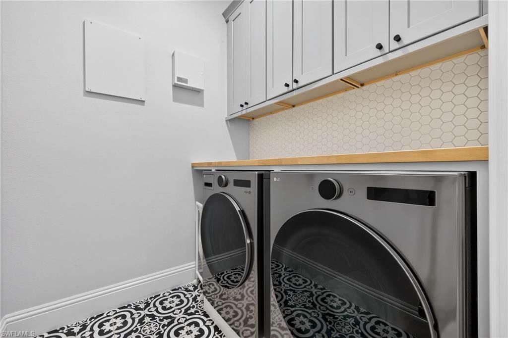 24920 Divot Dr, Bonita Springs, FL 34135 Photo