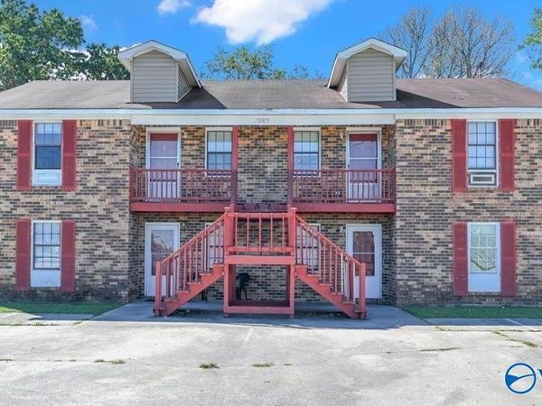 1809 Graymont Lane, Decatur, AL 35603