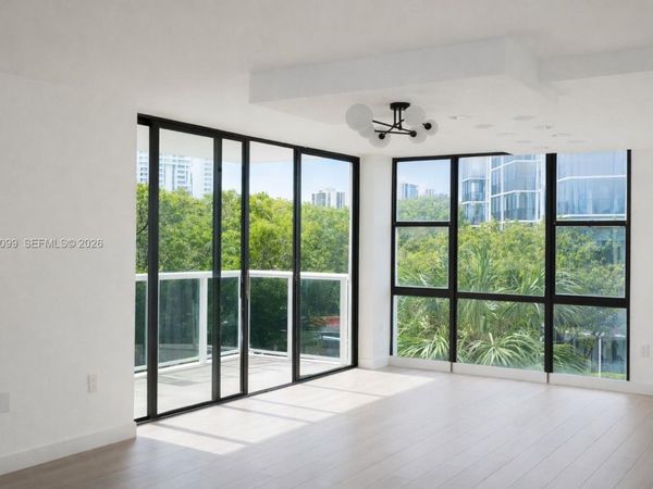 3625 N Country Club Dr, Unit 309, Aventura, FL 33180