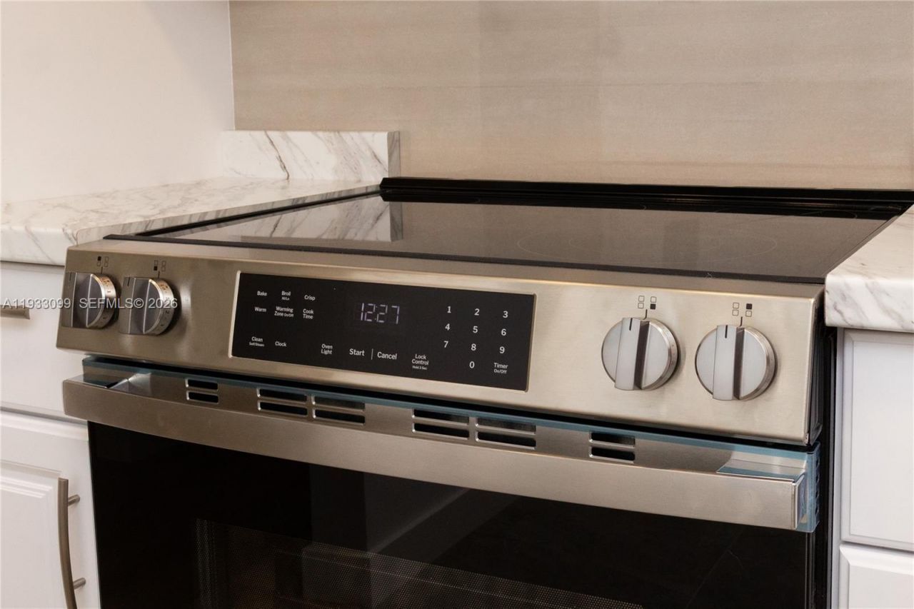 3625 N Country Club Dr, Unit 309, Aventura, FL 33180 Photo