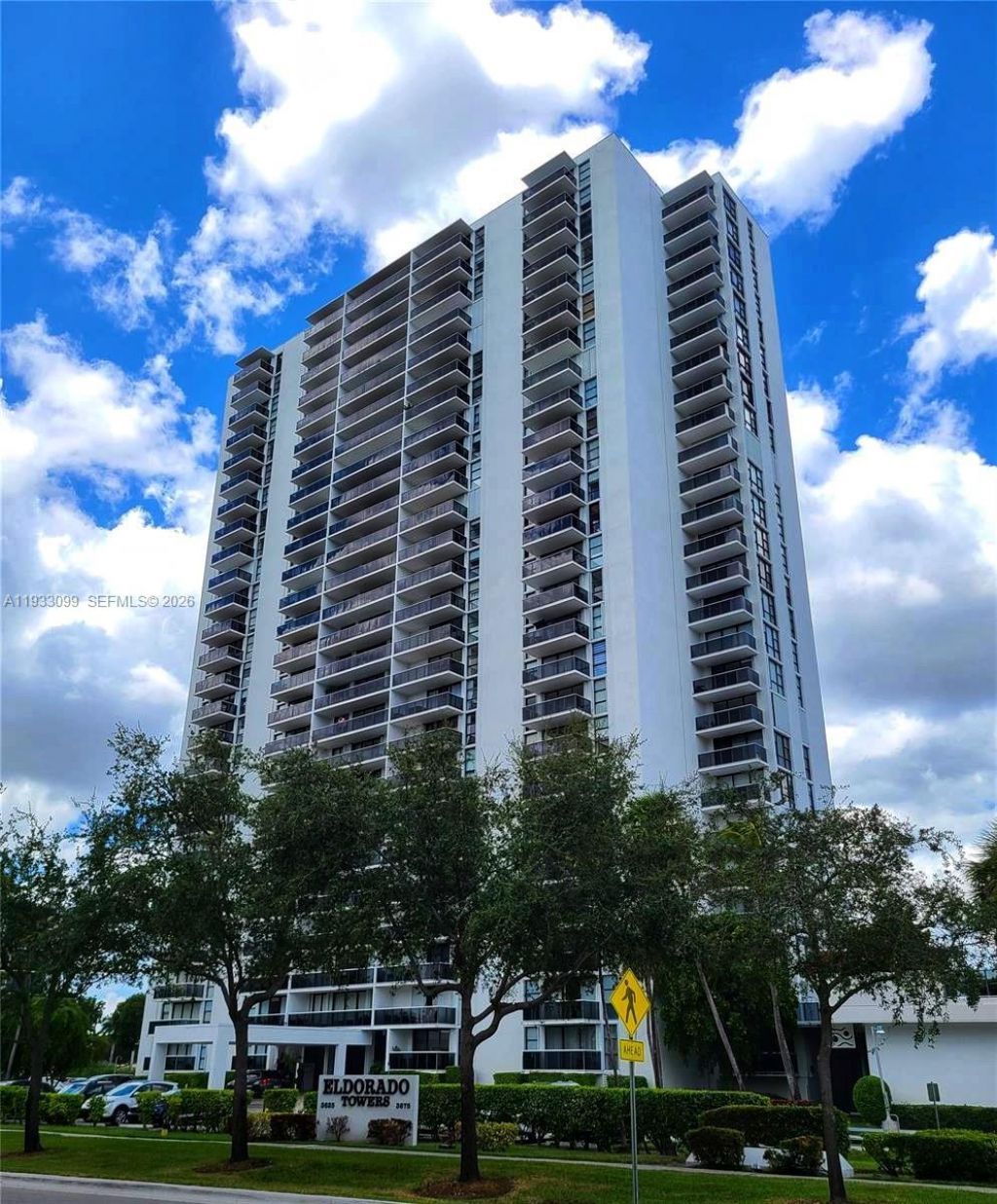 3625 N Country Club Dr, Unit 309, Aventura, FL 33180 Photo