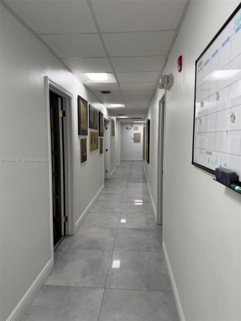 5465 NW 36th St, Miami Springs, FL 33166 Photo