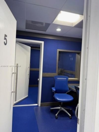 5465 NW 36th St, Miami Springs, FL 33166 Photo