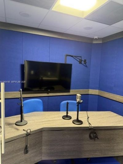 5465 NW 36th St, Miami Springs, FL 33166 Photo