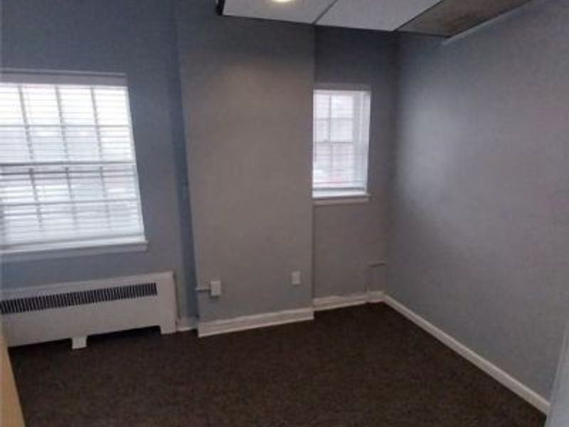 12923 Shaker Boulevard, Cleveland, OH 44120 Photo 11