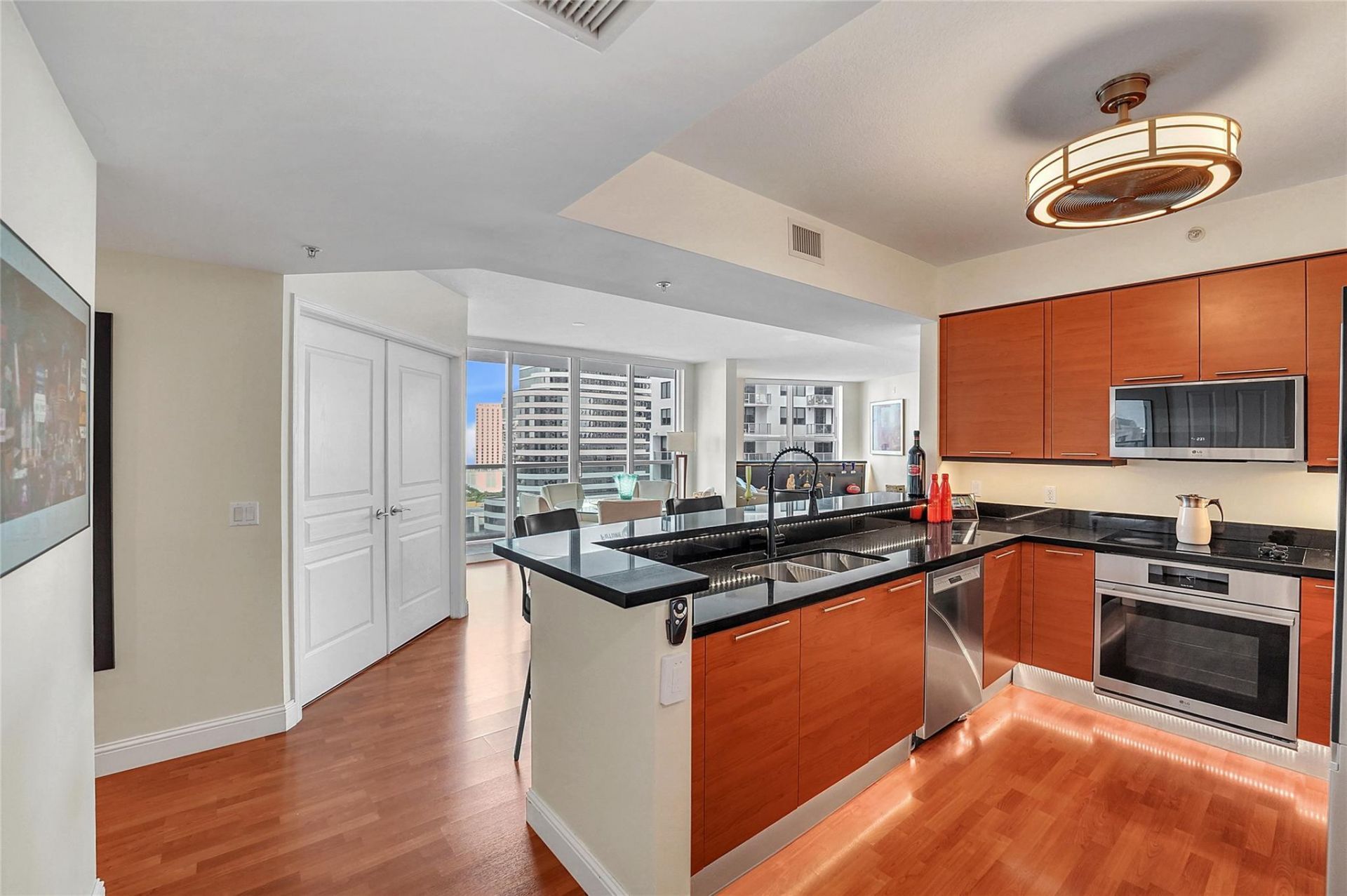 350 SE 2nd Street, Unit 1770, Fort Lauderdale, FL 33301 Photo
