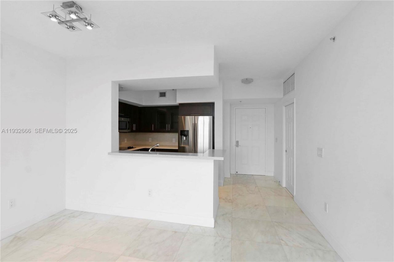 888 S Douglas Rd, Unit 1203, Coral Gables, FL 33134 Photo