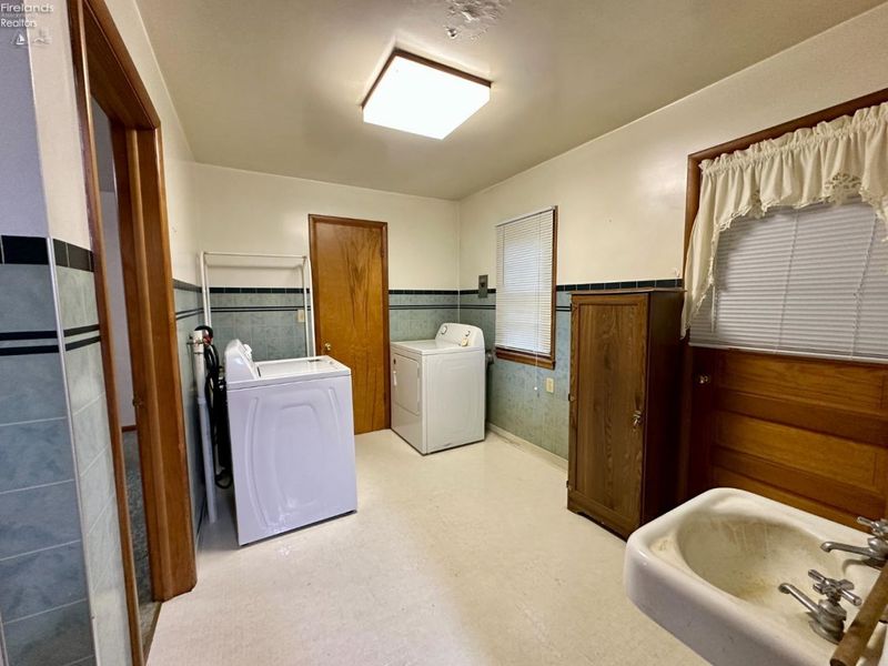 104 S Patterson Street, Gibsonburg, OH 43431 Photo 12