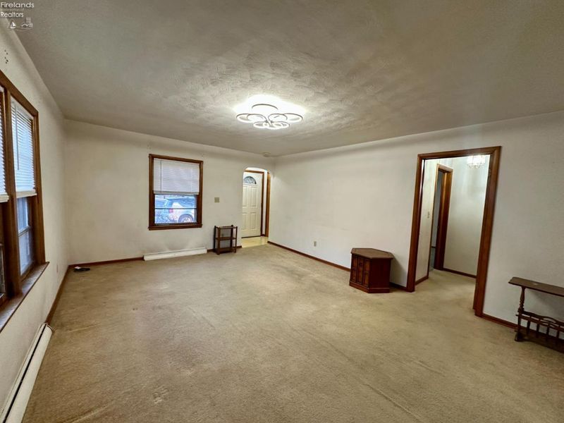 104 S Patterson Street, Gibsonburg, OH 43431 Photo 5