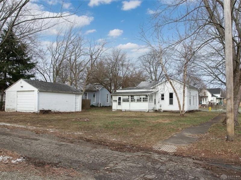 331 E Monfort Street, Eaton, OH 45320 Photo 3