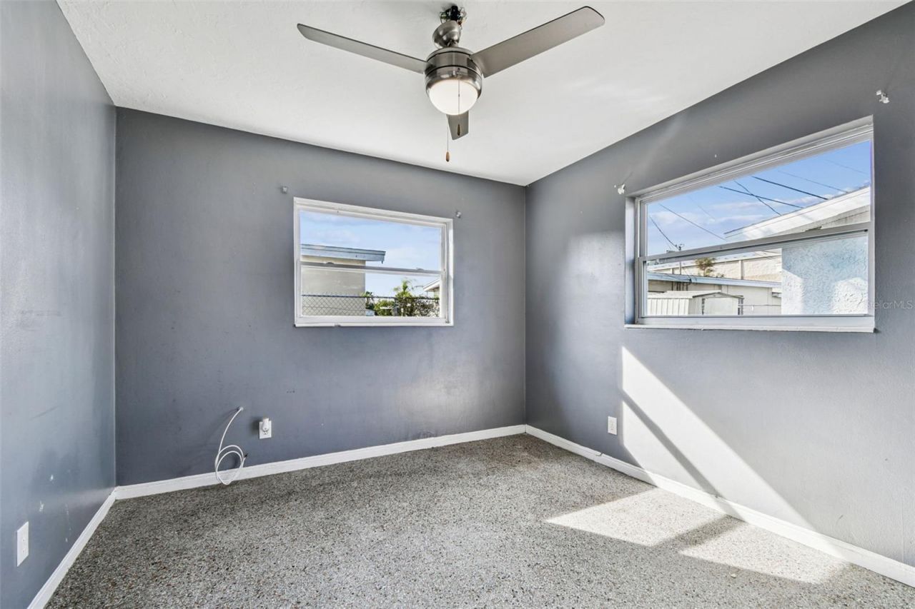 6538 42nd Avenue N, Kenneth City, FL 33709 Photo