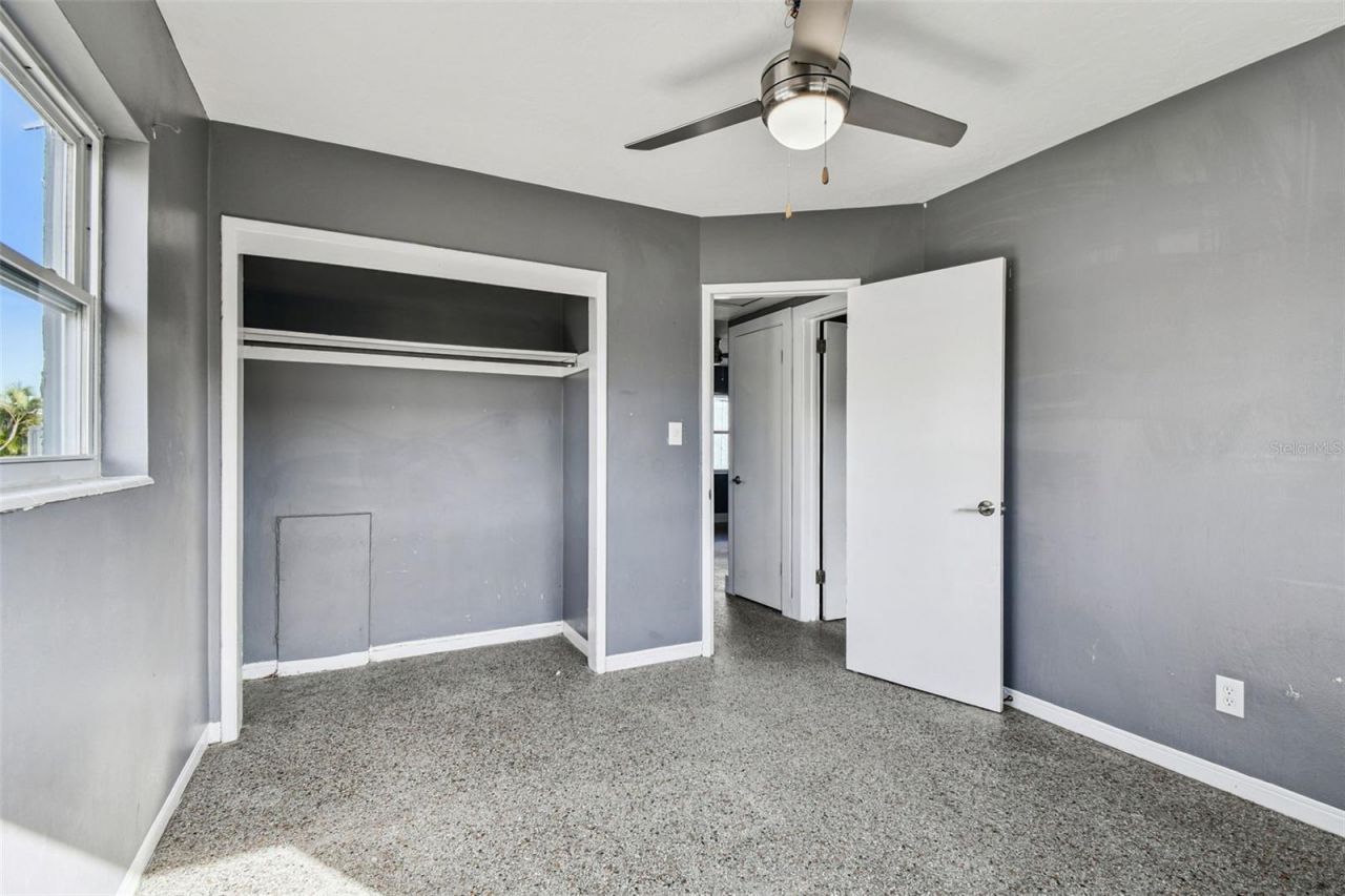 6538 42nd Avenue N, Kenneth City, FL 33709 Photo