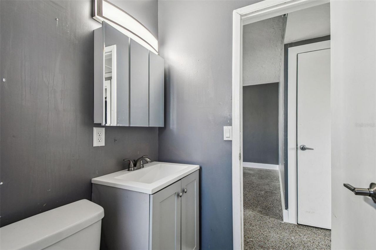 6538 42nd Avenue N, Kenneth City, FL 33709 Photo