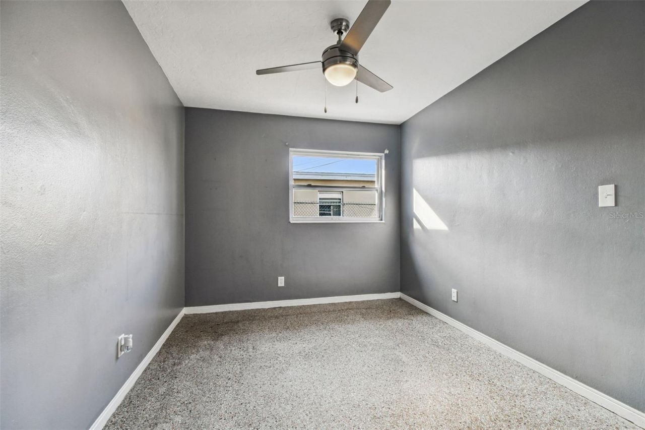 6538 42nd Avenue N, Kenneth City, FL 33709 Photo