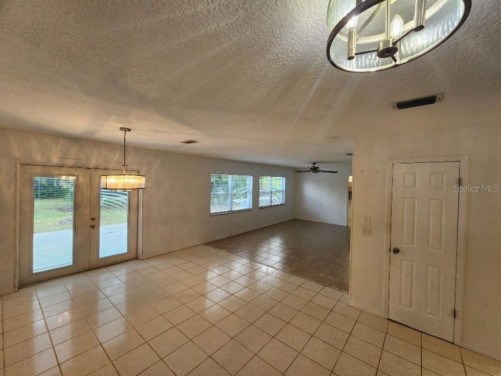 798 E 11th Avenue, New Smyrna Beach, FL 32169 Photo