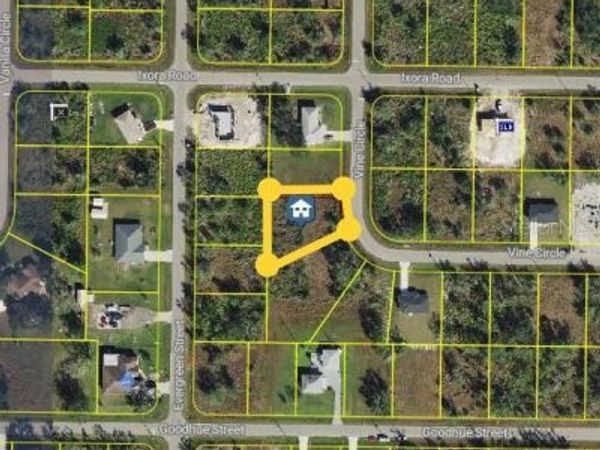 137 VINE CIRCLE, PUNTA GORDA, FL 33982