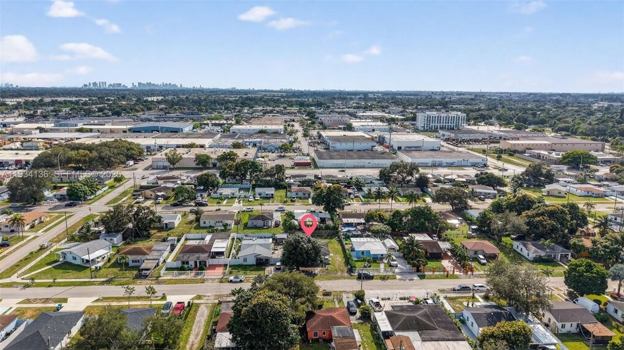 2440 NW 152nd Ter, Miami Gardens, FL 33054 Photo