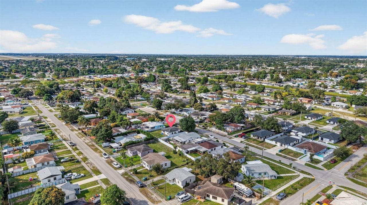 2440 NW 152nd Ter, Miami Gardens, FL 33054 Photo